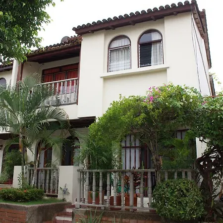 Casa *
